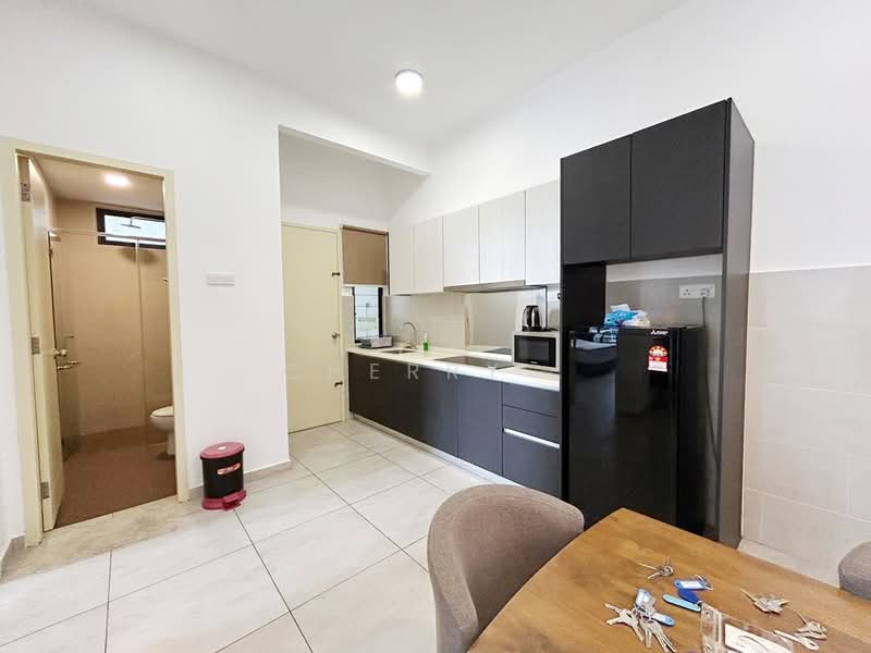 Servis Apartment untuk Dijual di Atlantis Residences (Pangsapuri Atlantis Kota Syahbandar) - Cherry . - Kitchen - PropertyGuru.com.my