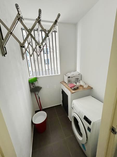 Servis Apartment untuk Dijual di Atlantis Residences (Pangsapuri Atlantis Kota Syahbandar) - Cherry . - Interior - PropertyGuru.com.my