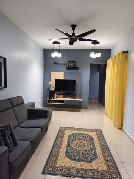 1-storey Terraced House for Sale in Taman Gelang Emas (Gelang Patah) - Kuu Chin - Living Room - PropertyGuru.com.my