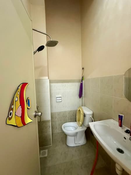 Rumah Teres 2 Tingkat untuk Dijual di Taman Setia Indah (Tebrau) - Zi Hui - Bathroom - PropertyGuru.com.my