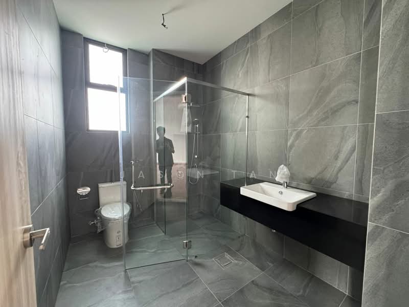Rumah Berkembar untuk Dijual di Taman Impian Emas (Skudai) - Jason Tan - Bathroom - PropertyGuru.com.my