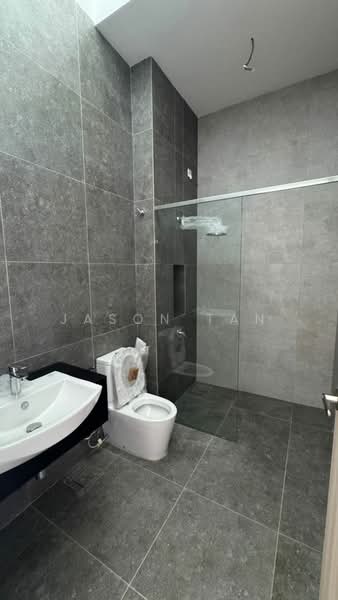 Rumah Berkembar untuk Dijual di Taman Impian Emas (Skudai) - Jason Tan - Bathroom - PropertyGuru.com.my