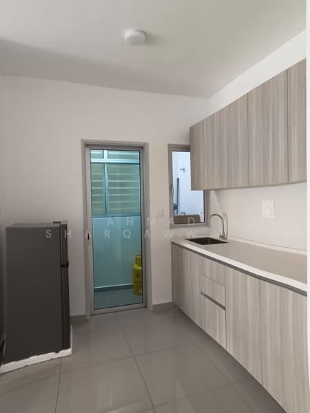 Kondominium untuk Disewa di Residensi Dutamas Dahlia - Ahmad Sharqawwi Abdul Kapor - Kitchen - PropertyGuru.com.my