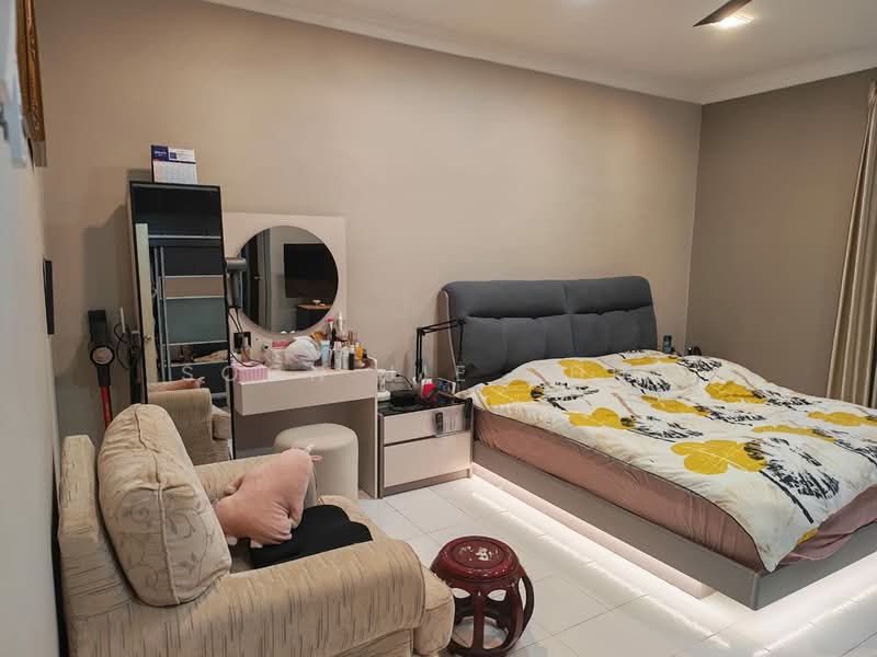 2.5-storey Terraced House for Sale in Taman Buana Perdana (Petaling Jaya) - Soon Jie Chua - Bedroom - PropertyGuru.com.my