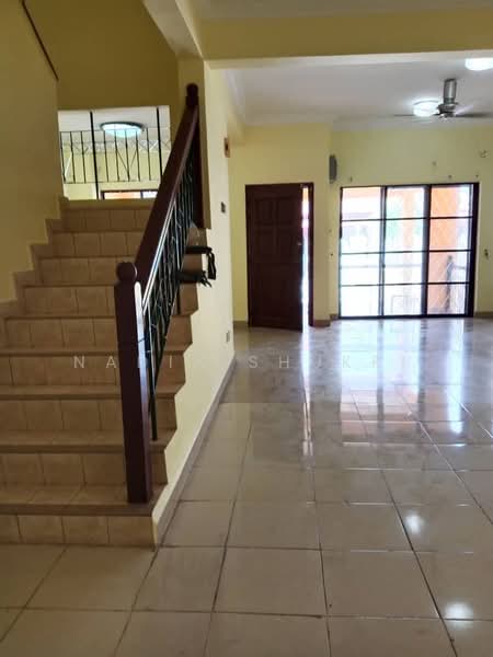 2-storey Terraced House for Rent in Bukit Jelutong (Shah Alam) - Nadia Shukri - PropertyGuru.com.my