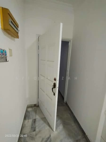 Apartment for Rent at Pangsapuri Ria Apartment C (Ruby Tower) - AfiqHamzah . - Entrance - PropertyGuru.com.my