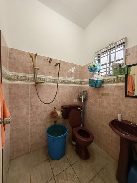 2-storey Terraced House for Sale in Bukit Indah (Iskandar Puteri (Nusajaya)) - Sharon Ng - Bathroom - PropertyGuru.com.my