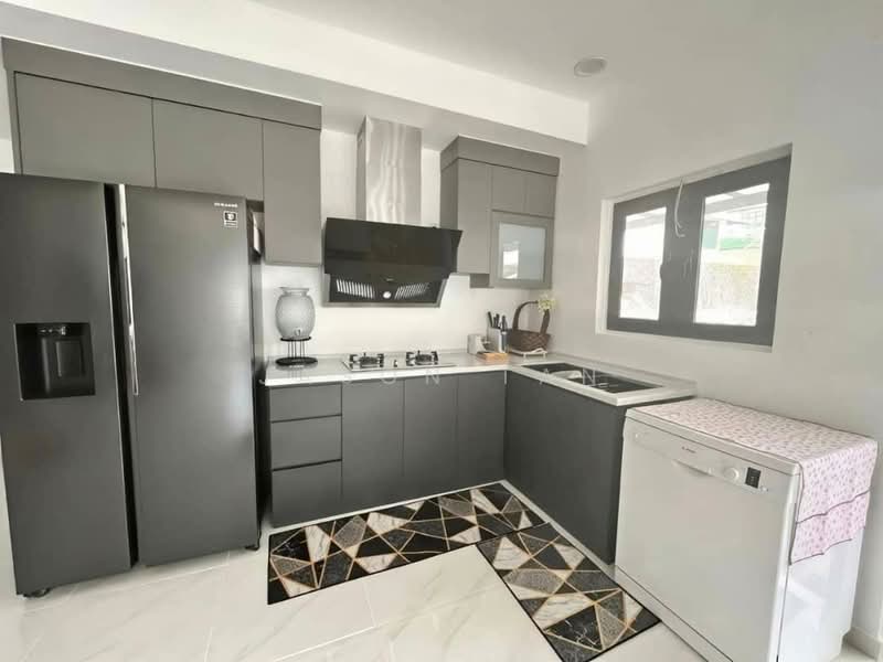 Rumah Berkembar untuk Dijual di Bandar Uda Utama (Johor Bahru) - Jason Tan - Kitchen - PropertyGuru.com.my