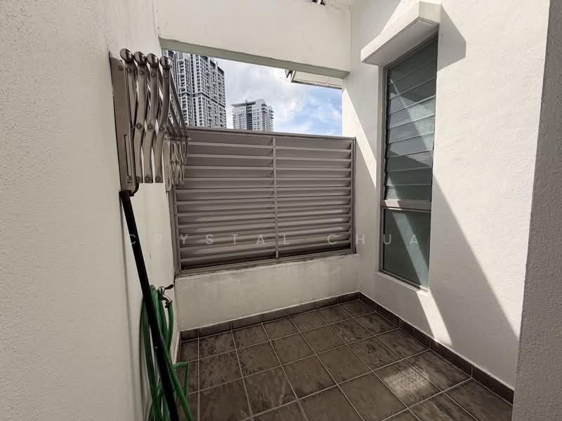 3-storey Terraced House for Rent in Desa Parkcity (Kuala Lumpur) - Crystal Chua - Laundry Yard - PropertyGuru.com.my