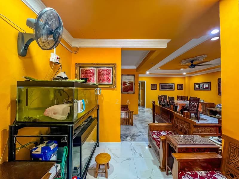 2.5-storey Terraced House for Sale in Taman Equine (Seri Kembangan) - Izzat Zamros - PropertyGuru.com.my