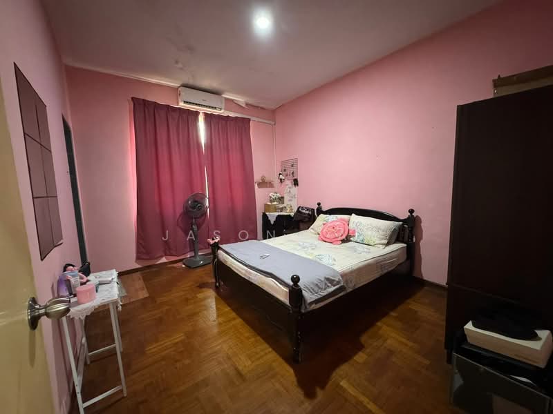 2-storey Terraced House for Sale in Taman Impian Emas (Skudai) - Jason Tan - Bedroom - PropertyGuru.com.my