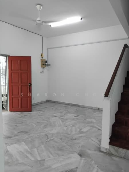 Rumah Teres 2 Tingkat untuk Dijual di Subang Jaya (Selangor) - Sharon Choo - Living Room - PropertyGuru.com.my
