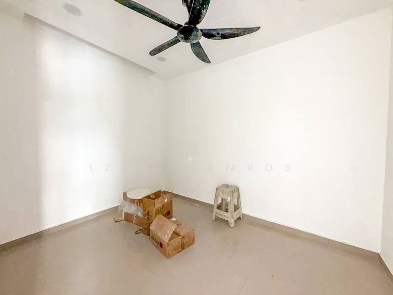 2-storey Terraced House for Sale in Bukit Sentosa (Rawang) - Izzat Zamros - PropertyGuru.com.my