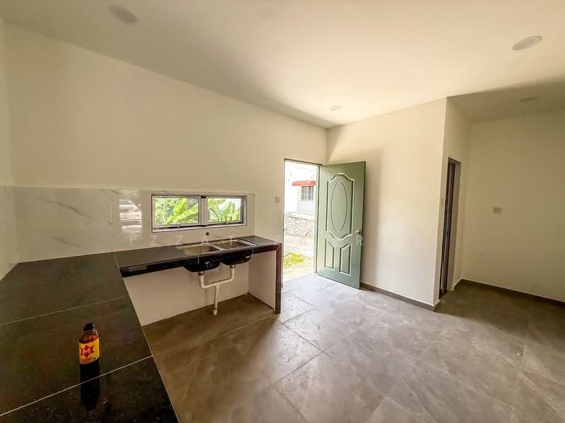 2-storey Terraced House for Sale in Bukit Sentosa (Rawang) - Izzat Zamros - PropertyGuru.com.my
