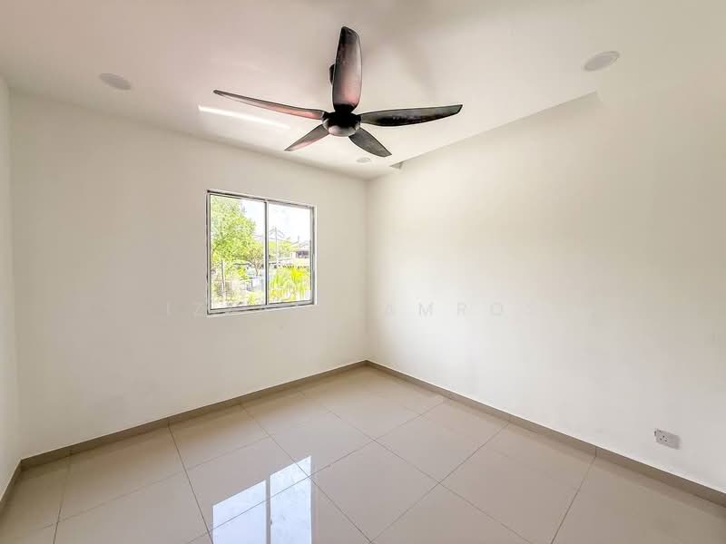 2-storey Terraced House for Sale in Bukit Sentosa (Rawang) - Izzat Zamros - PropertyGuru.com.my