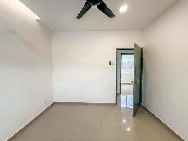 2-storey Terraced House for Sale in Bukit Sentosa (Rawang) - Izzat Zamros - Interior - PropertyGuru.com.my