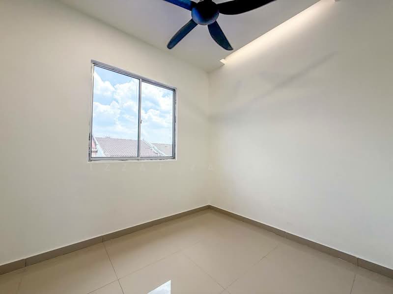 2-storey Terraced House for Sale in Bukit Sentosa (Rawang) - Izzat Zamros - PropertyGuru.com.my