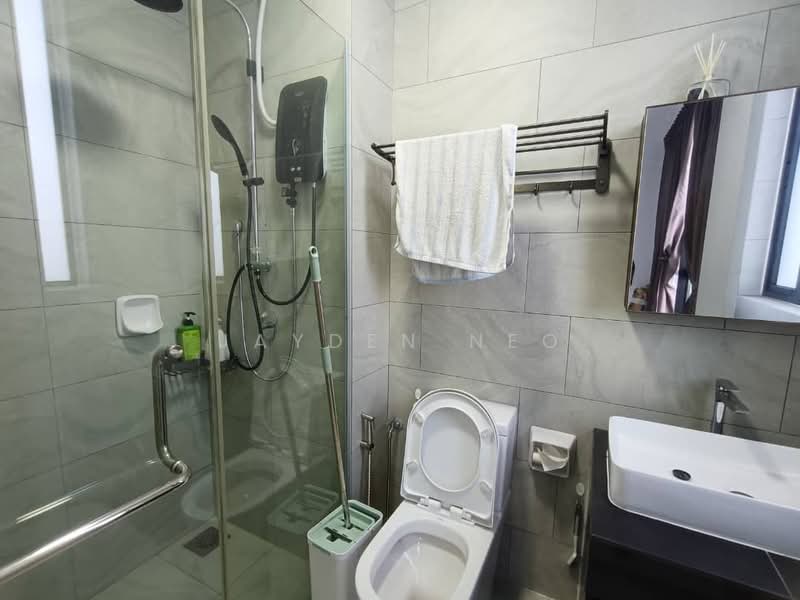 Servis Apartment untuk Dijual di Sky Trees - Jayden Neo - Bathroom - PropertyGuru.com.my