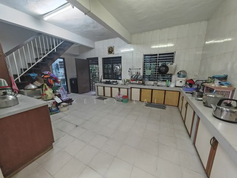 Rumah Teres 2 Tingkat untuk Dijual di Taman Bukit Maluri (Kepong) - Kelly Lai - Kitchen - PropertyGuru.com.my
