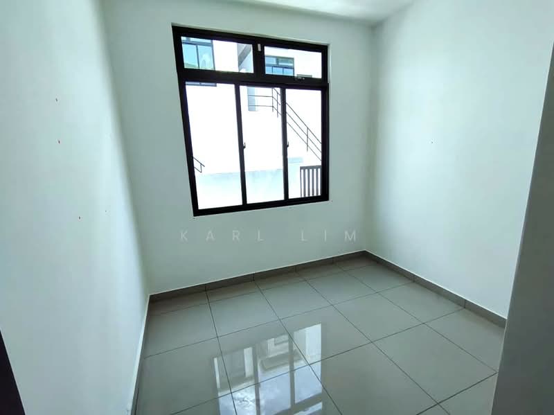 2-storey Terraced House for Sale in Taman Pelangi Indah (Ulu Tiram) - Karl Lim - Interior - PropertyGuru.com.my