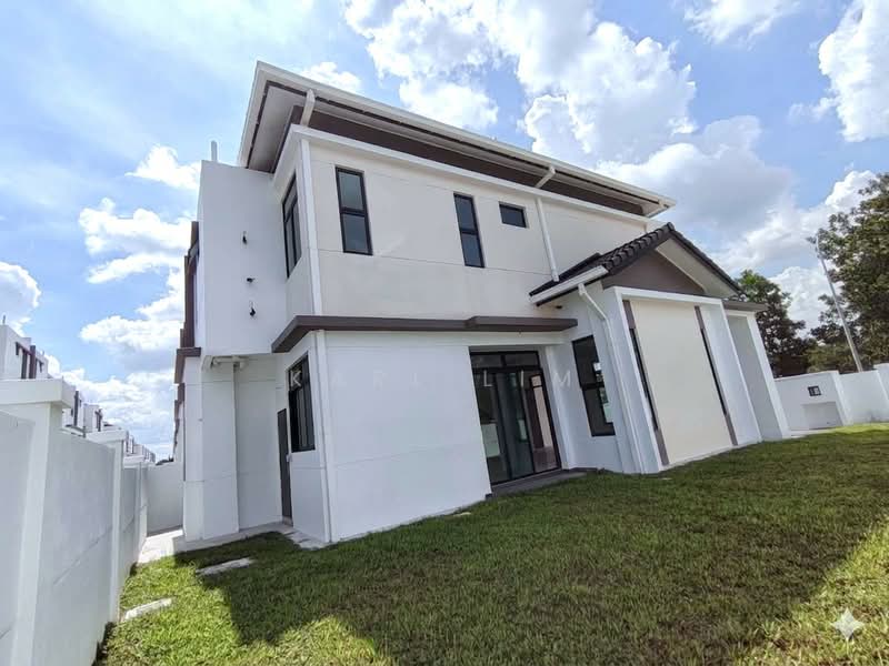 2-storey Terraced House for Sale in Taman Pelangi Indah (Ulu Tiram) - Karl Lim - Exterior - PropertyGuru.com.my