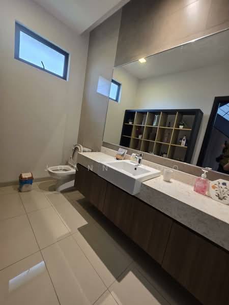 Bungalow for Sale in Leisure Farm (Gelang Patah) - Joanna Koo - Bathroom - PropertyGuru.com.my