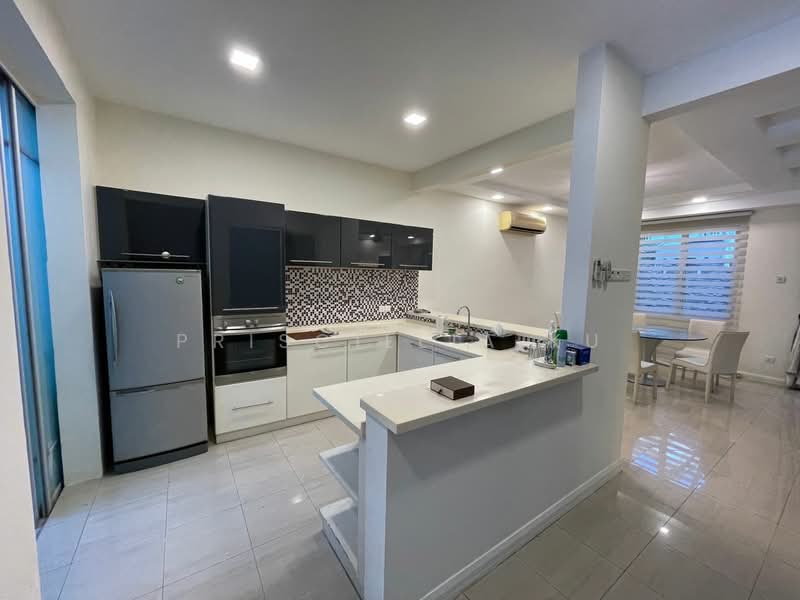 3-storey Terraced House for Sale in Desa ParkCity (Batu) - Priscillia Ku - Kitchen - PropertyGuru.com.my