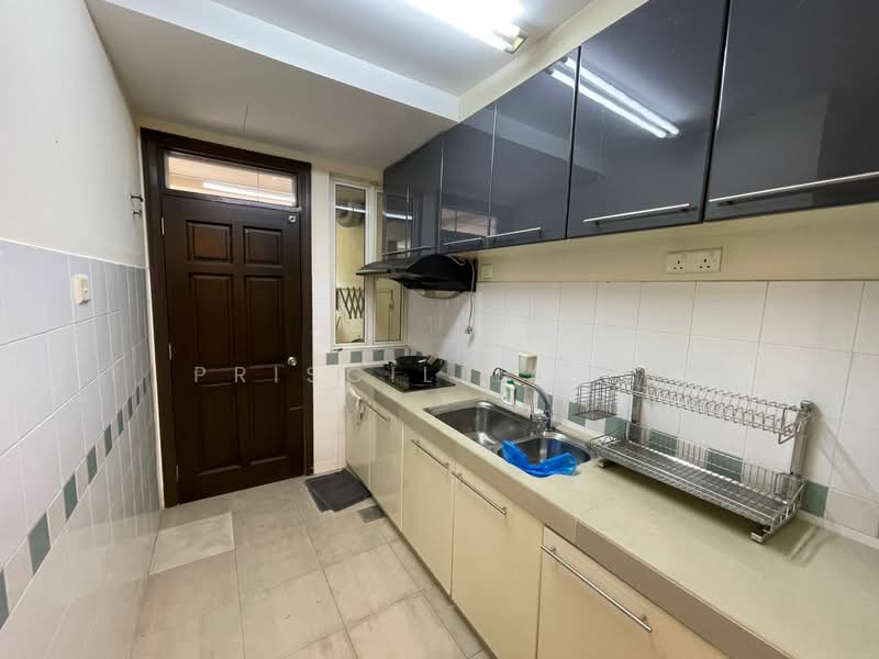 3-storey Terraced House for Sale in Desa ParkCity (Batu) - Priscillia Ku - Kitchen - PropertyGuru.com.my
