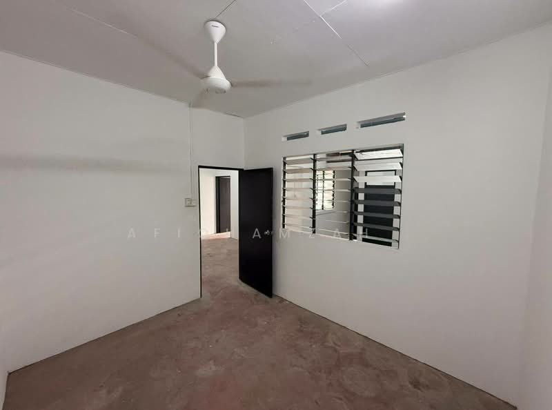 1-storey Terraced House for Rent in Raja Uda (Butterworth) - AfiqHamzah . - Interior - PropertyGuru.com.my