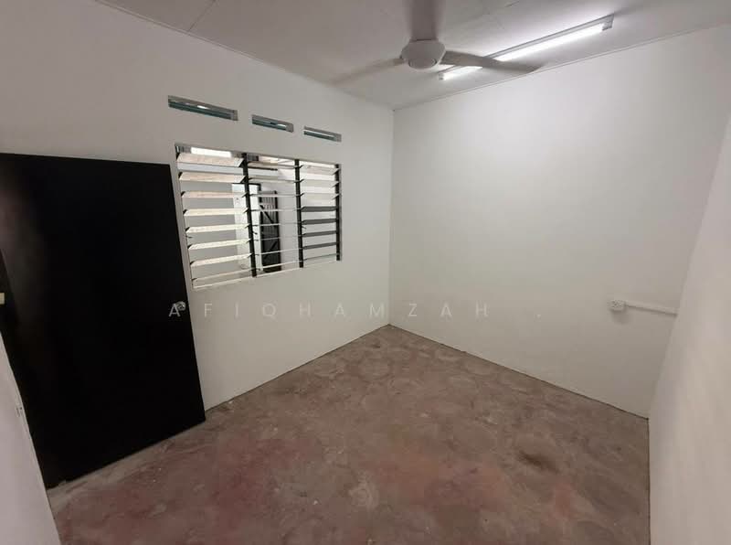 1-storey Terraced House for Rent in Raja Uda (Butterworth) - AfiqHamzah . - Interior - PropertyGuru.com.my