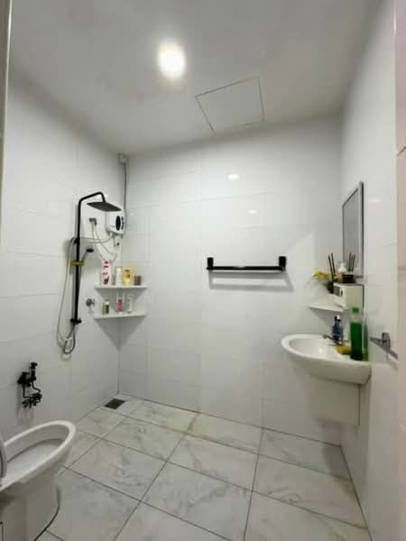 Bungalow for Sale in Nusa Duta (Iskandar Puteri (Nusajaya)) - Sharon Ng - Bathroom - PropertyGuru.com.my
