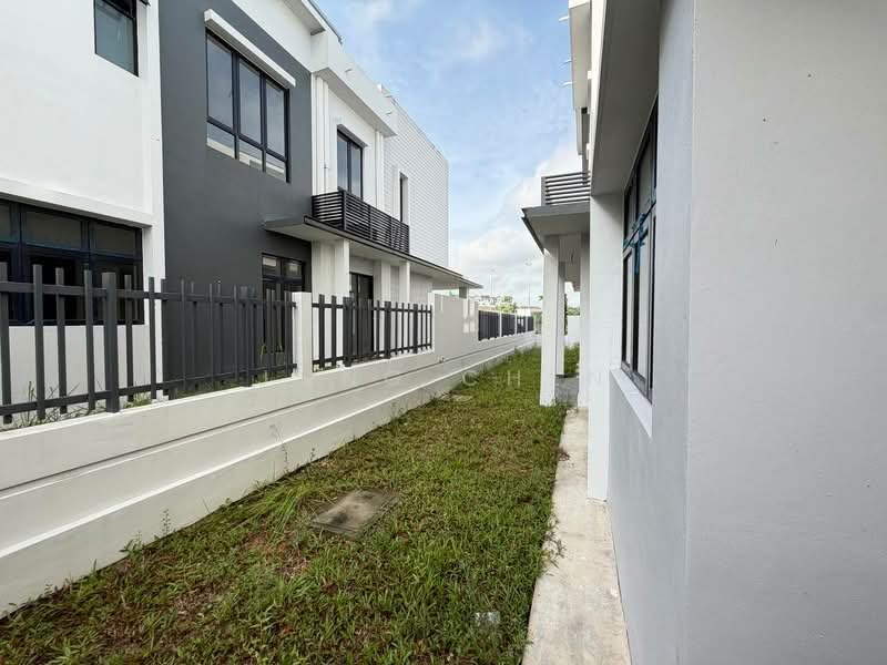 Rumah Kluster untuk Dijual di Johor Bahru (Johor) - Jong Chen - Exterior - PropertyGuru.com.my