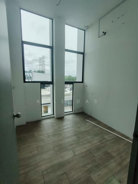 Kilang untuk Disewa di Eco Business Park 1 (Johor Bahru) - Kyle Das - Interior - PropertyGuru.com.my
