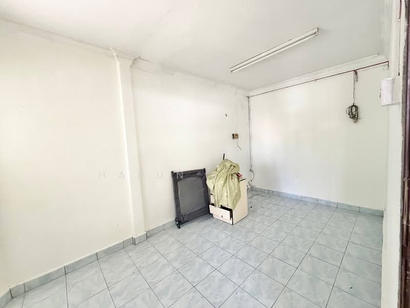 2-storey Terraced House for Sale in Seksyen 19 (Shah Alam) - Harun Osman - PropertyGuru.com.my