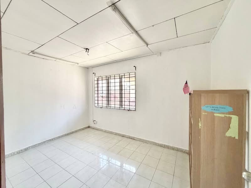 2-storey Terraced House for Sale in Seksyen 19 (Shah Alam) - Harun Osman - PropertyGuru.com.my