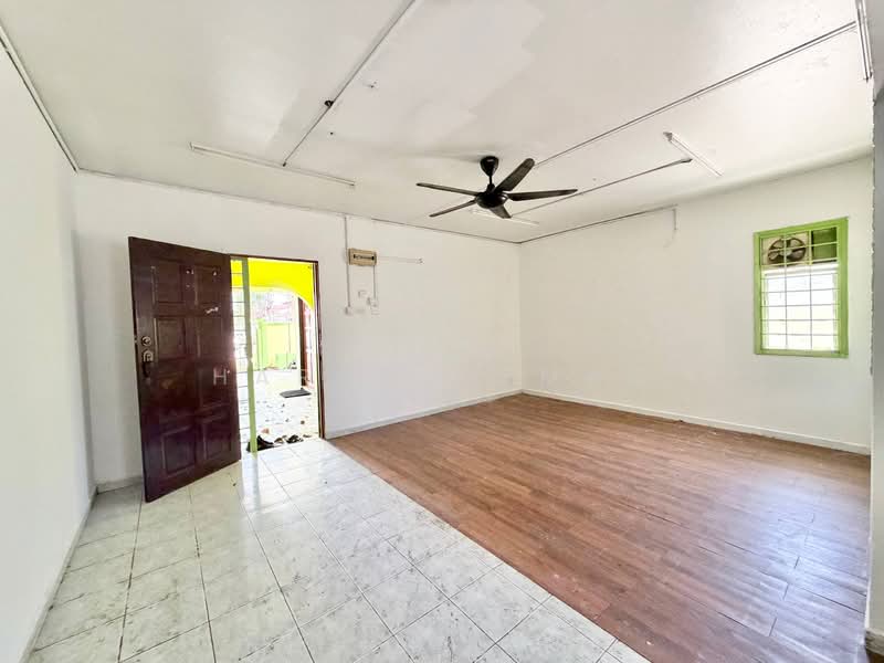 2-storey Terraced House for Sale in Seksyen 19 (Shah Alam) - Harun Osman - PropertyGuru.com.my