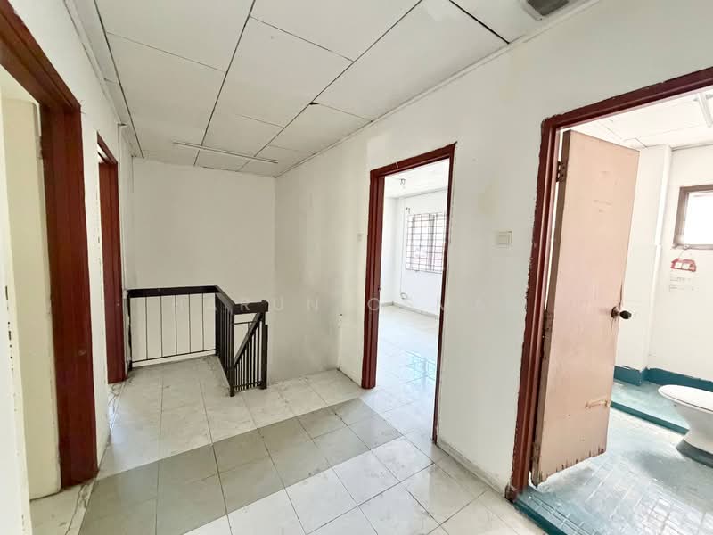 2-storey Terraced House for Sale in Seksyen 19 (Shah Alam) - Harun Osman - PropertyGuru.com.my