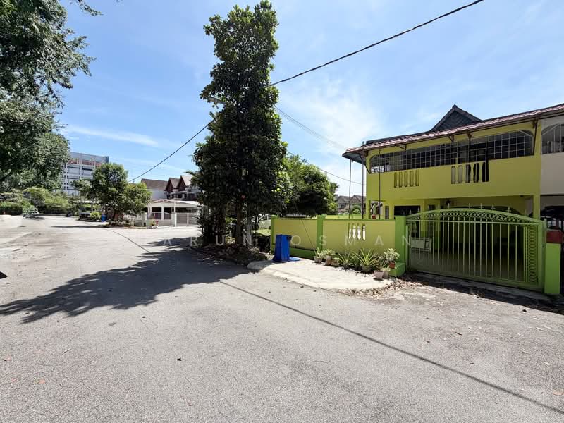 2-storey Terraced House for Sale in Seksyen 19 (Shah Alam) - Harun Osman - PropertyGuru.com.my