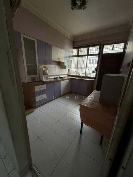 Rumah Teres 2 Tingkat untuk Dijual di Taman Setia Indah (Tebrau) - Zi Hui - Kitchen - PropertyGuru.com.my