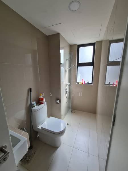 Service Residence for Rent at Southlink - TS Teh - Bathroom - PropertyGuru.com.my