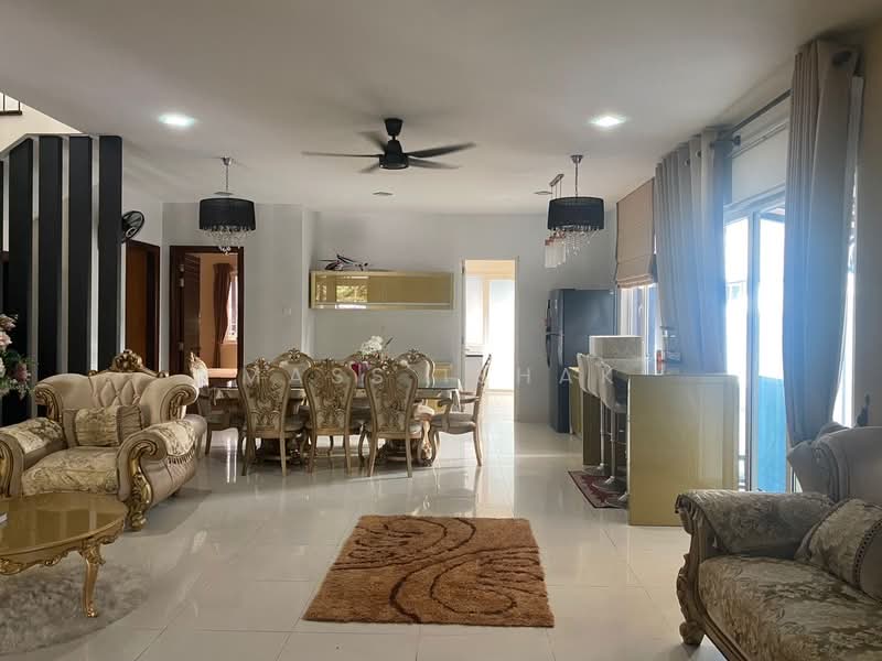 Semi-Detached House for Rent in Ampang (Selangor) - Mass Ishak - Living Room - PropertyGuru.com.my