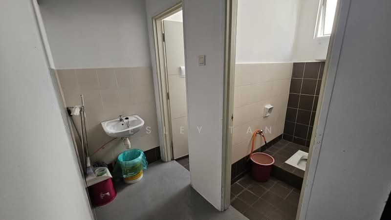 Shop for Rent in Taman 1 Lagenda (Bukit Baru) - Wesley Tan - Bathroom - PropertyGuru.com.my