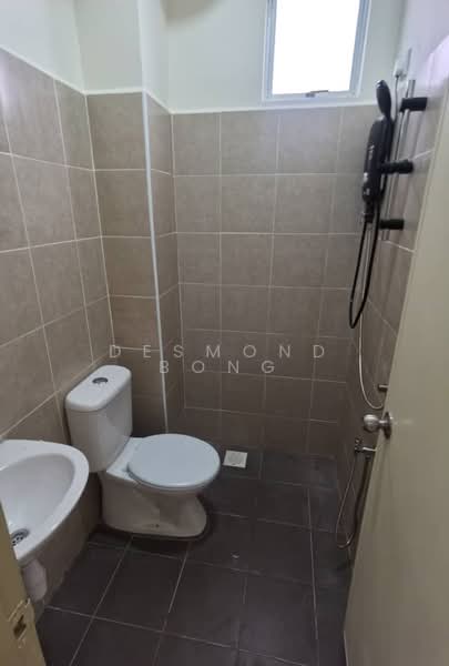 Pangsapuri untuk Disewa di Seri Molek Perdana - Desmond Bong - Bathroom - PropertyGuru.com.my