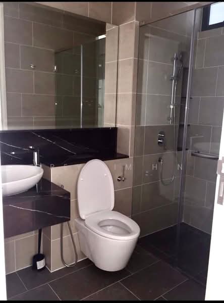 Servis Apartment untuk Dijual di Nadi Bangsar - Grey Lim H N - Bathroom - PropertyGuru.com.my