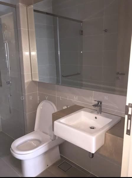 Servis Apartment untuk Dijual di Nadi Bangsar - Grey Lim H N - Bathroom - PropertyGuru.com.my