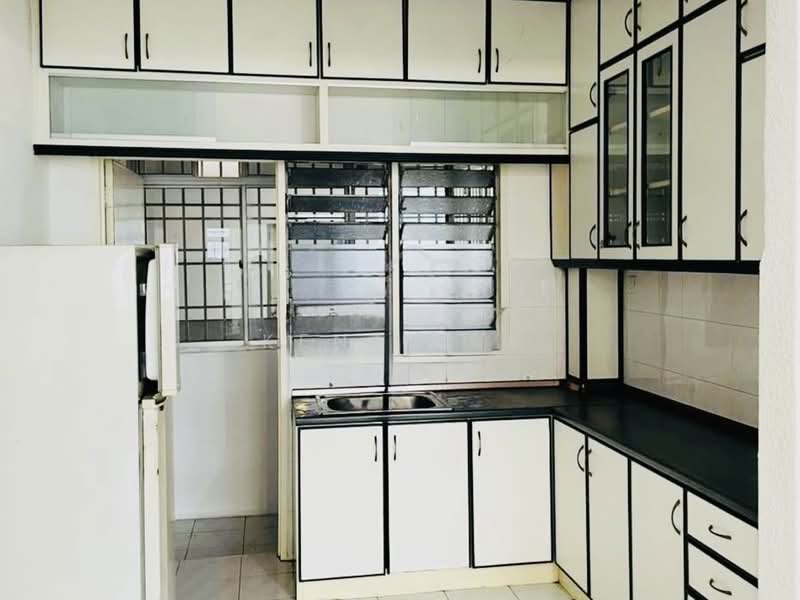 Pangsapuri untuk Dijual di Sinar Bukit Dumbar - Kent Lai - Kitchen - PropertyGuru.com.my