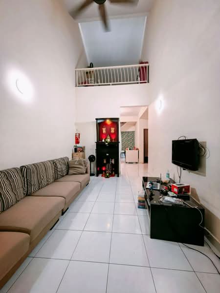 1-storey Terraced House for Sale in Taman Seri Austin (Tebrau) - Zi Hui - Living Room - PropertyGuru.com.my