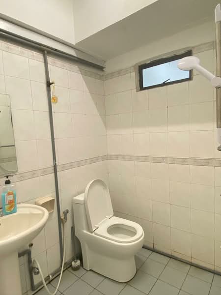 Condominium for Rent at Vista Komanwel B - Chong De Yi - Bathroom - PropertyGuru.com.my
