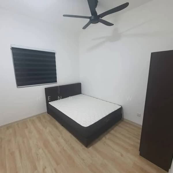 Condominium for Sale at Lakefront Homes - Henry Liew - Bedroom - PropertyGuru.com.my