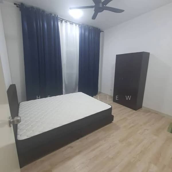 Condominium for Sale at Lakefront Homes - Henry Liew - Bedroom - PropertyGuru.com.my